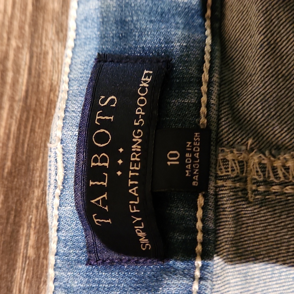 ❤️ TALBOTS HIGH RISE STRAIGHT CROP EMBROIDERED JEANS, 10 (30) - Picture 4 of 7